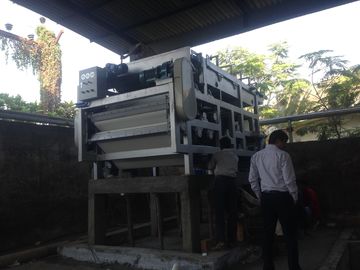 大きい容量の沈積物企業のための排水ベルトの出版物機械